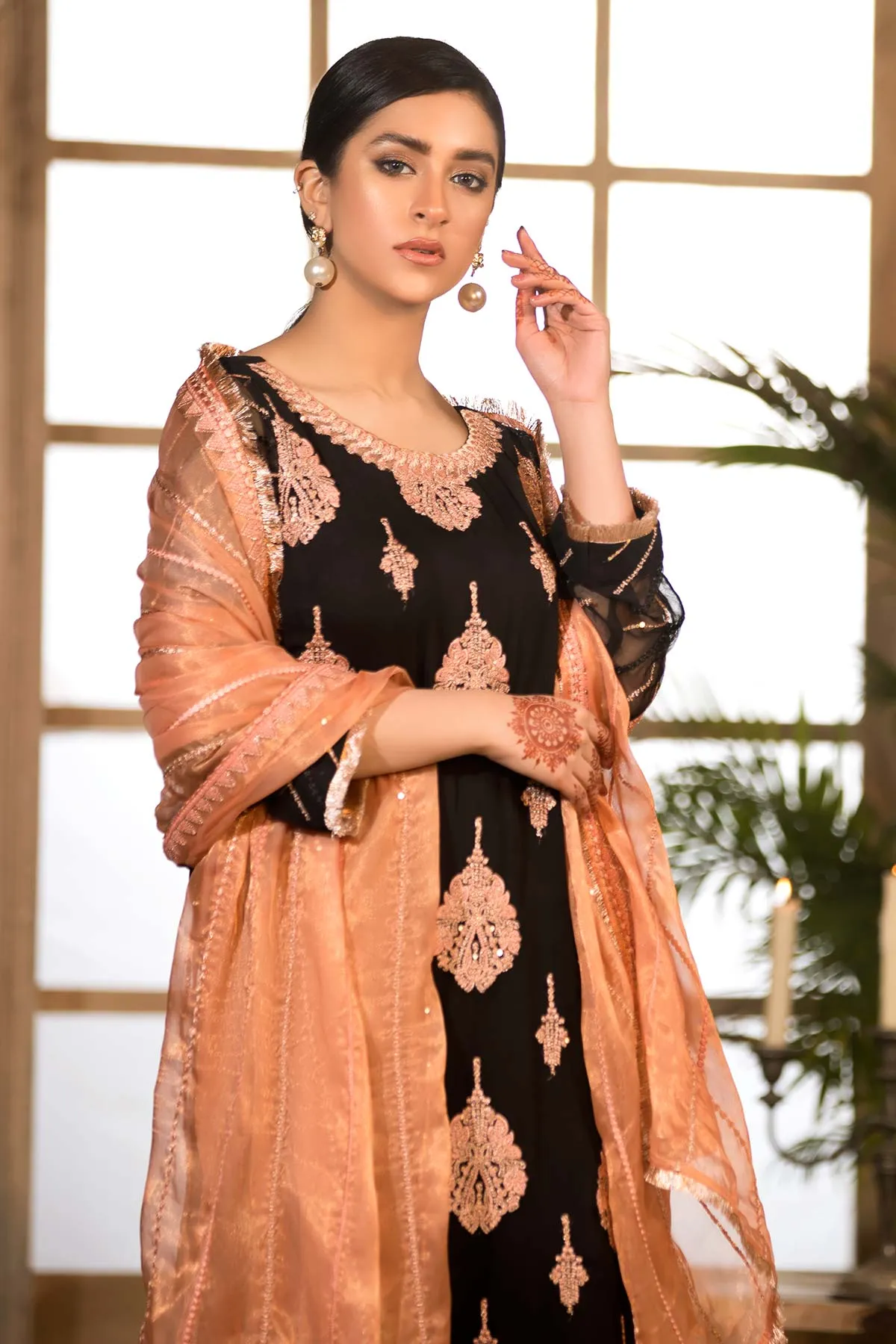 3-Pc Unstitched Embroidered Luxury Suit CHM22-09