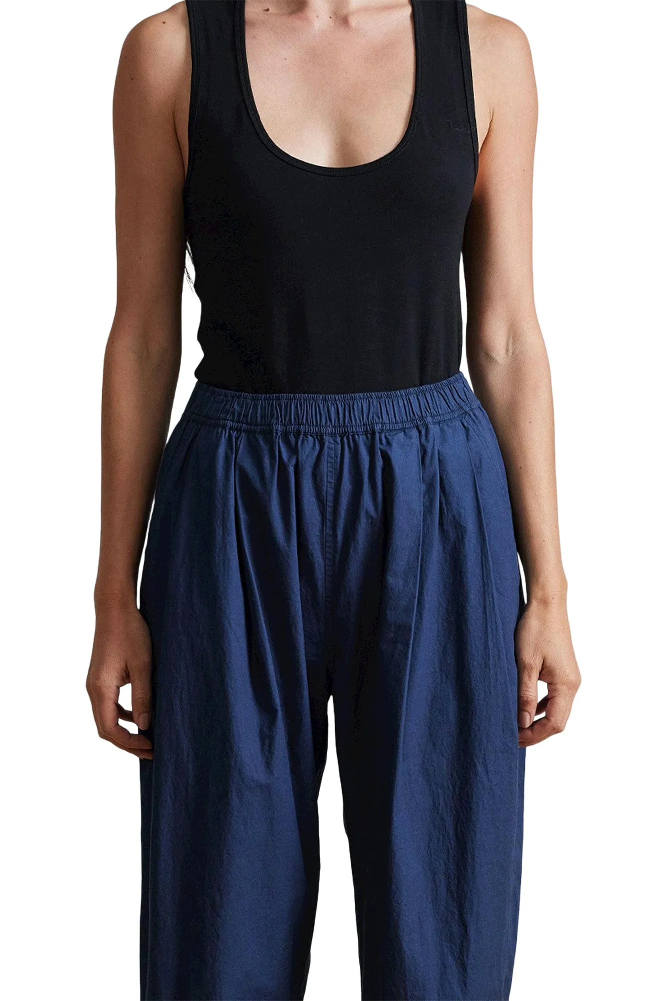 Apiece Apart Spa Pleat Pant in Navy