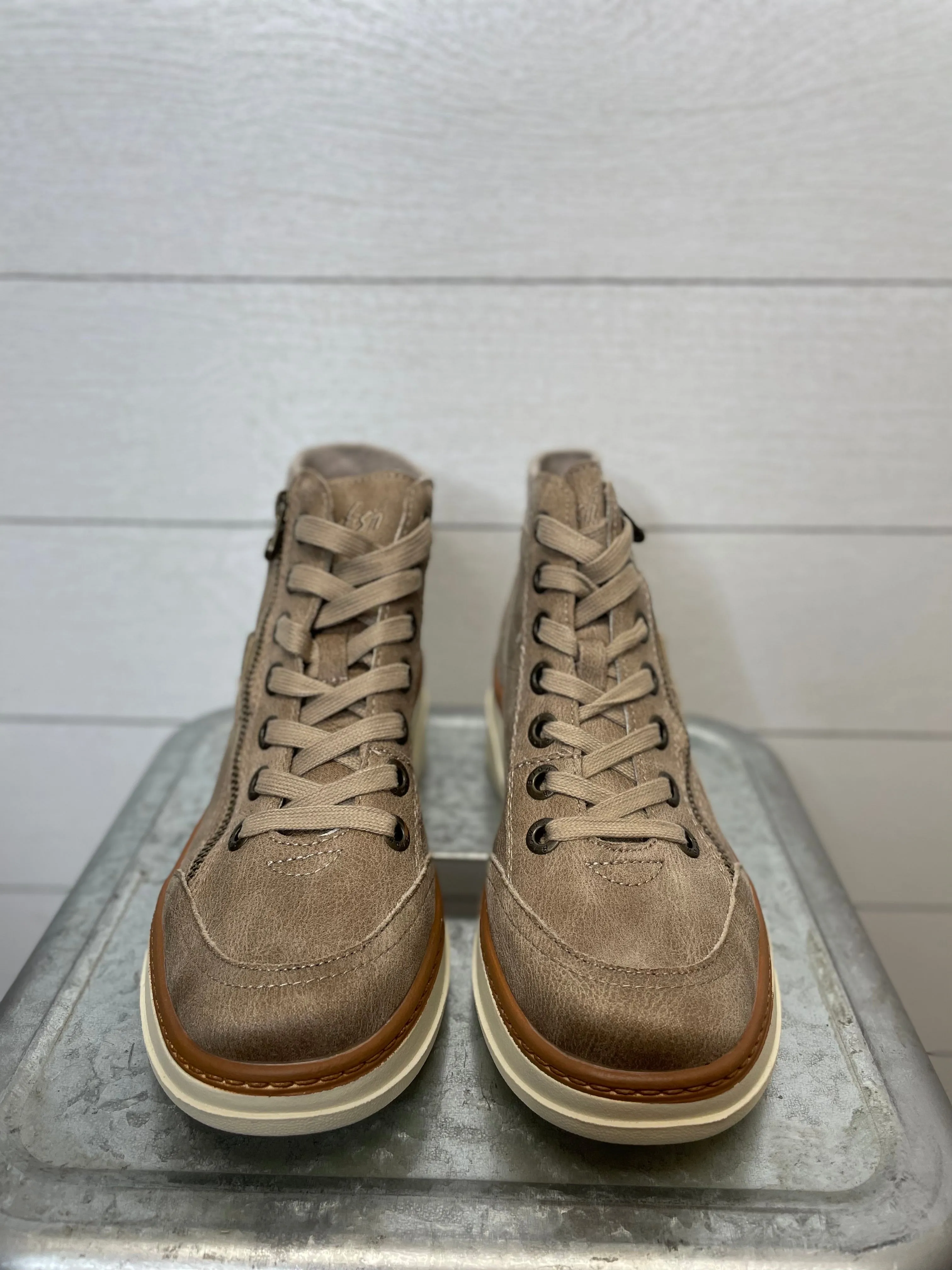 BLOWFISH | CAMDEN WEDGE SNEAKER BOOT | MUSHROOM