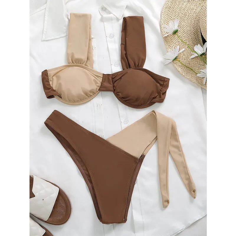 High Cut Patchworked Dual Color Bra and Thong 2Pcs Swimsuit Bikini Set