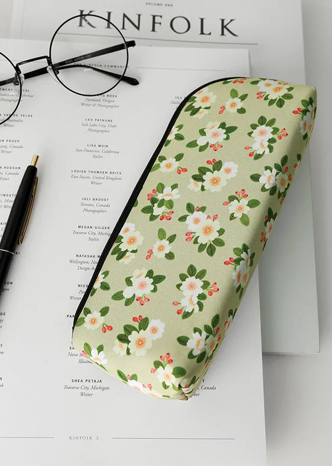 Light Green Graphic Pencil Cases Stationery Zipper School 19cm Office Cosmetics Pouches Artists Designer Prints Gifts Bags Purse