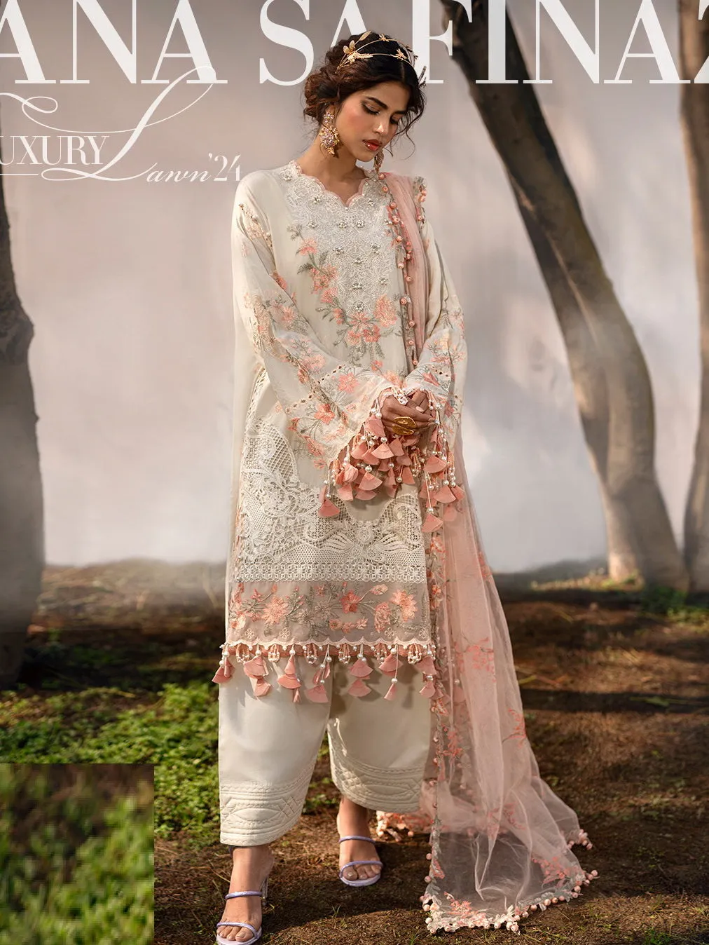 Sana Safinaz Embroidered Luxury Lawn Unstitched 3Pc Suit D-03B