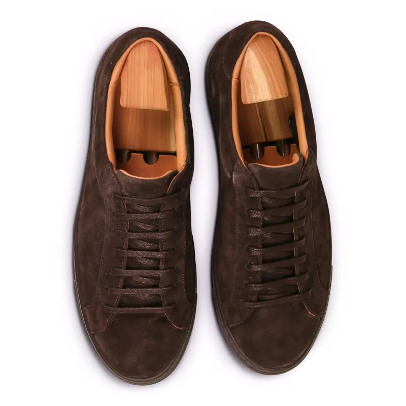 Skolyx Premium sneaker in dark brown suede with dark sole