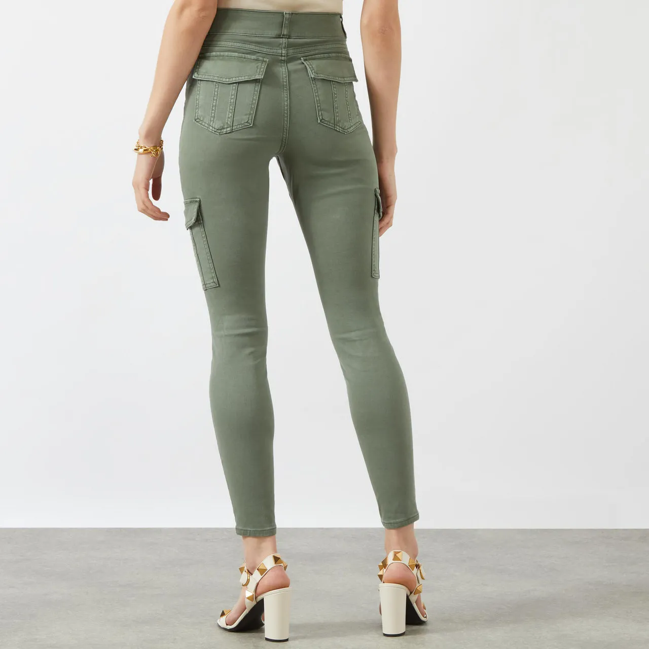 SPANX BESTSELLER Cargo Leggings - Khaki