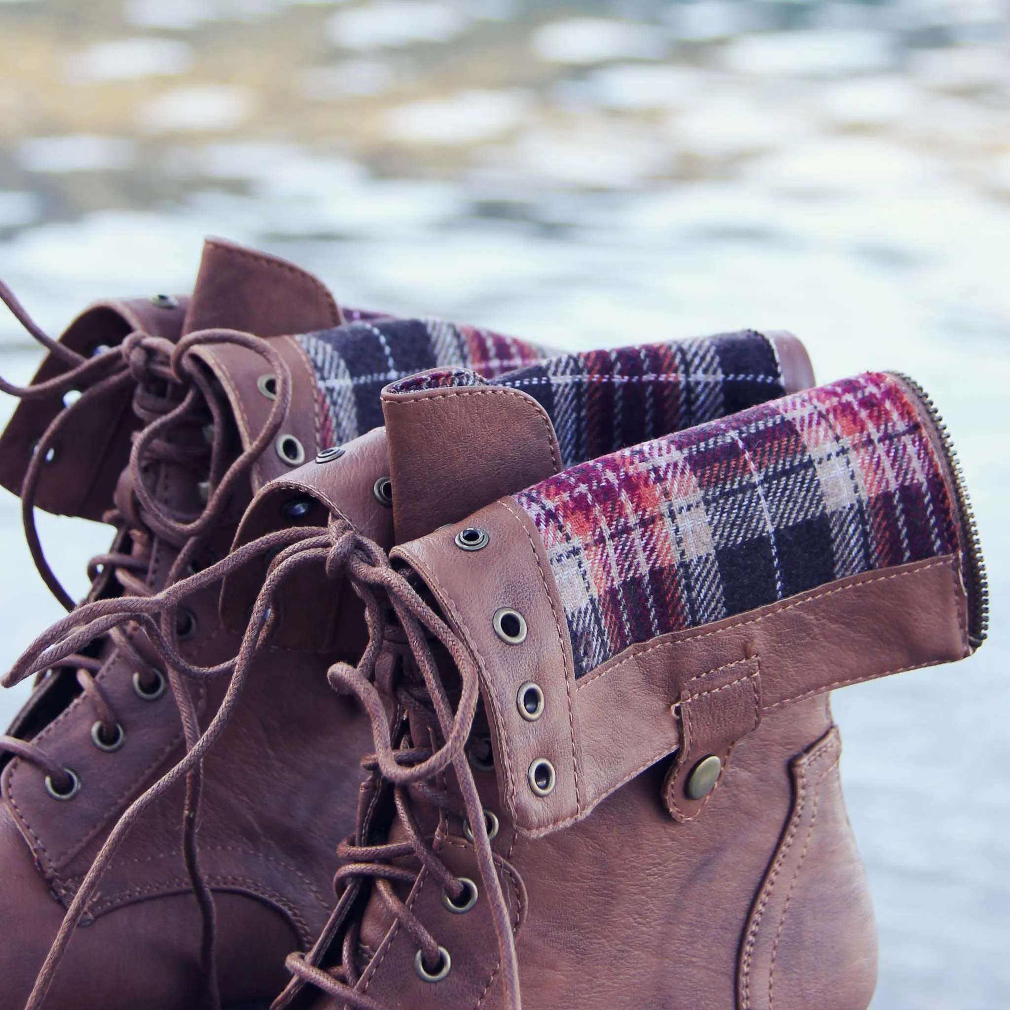 The Lodge Boots in Cedar